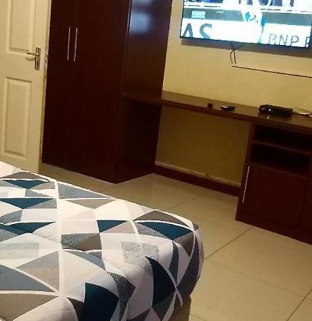 Tshukudu E Ntsho Bed & Breakfast Mogwase Exterior photo