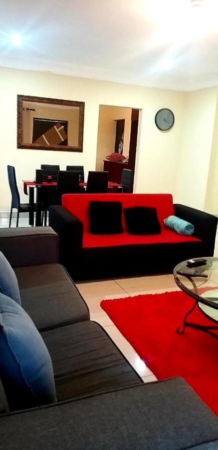 Tshukudu E Ntsho Bed & Breakfast Mogwase Exterior photo